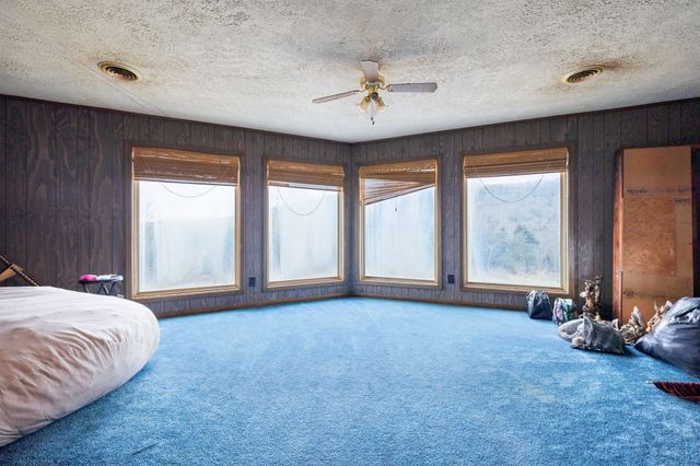 179 Lakeside Dr, Carthage, TN 37030