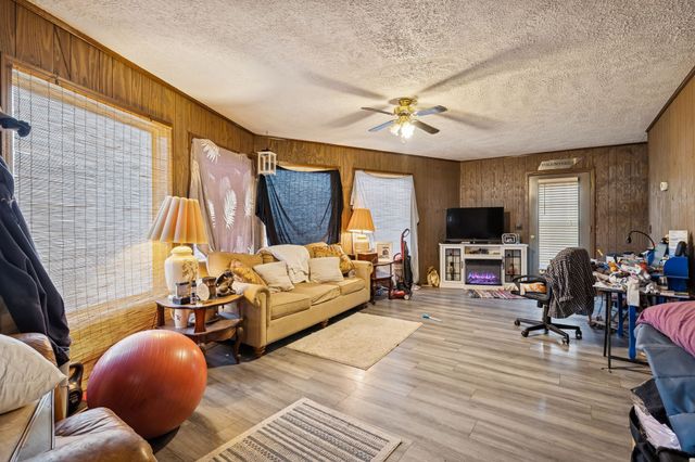 179 Lakeside Dr, Carthage, TN 37030