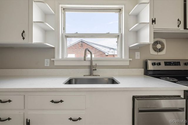 111 N Battery St, Highland Springs, VA 23075