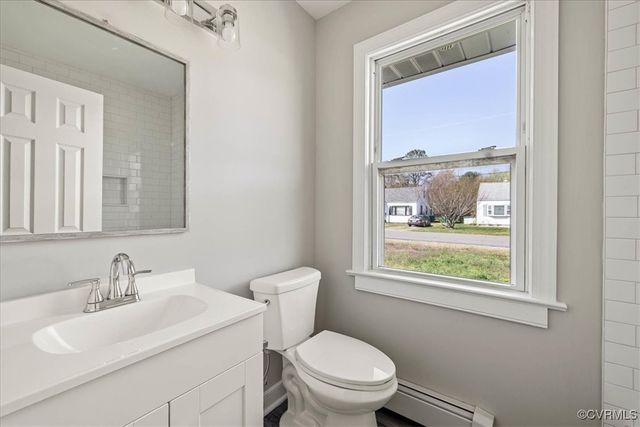 111 N Battery St, Highland Springs, VA 23075