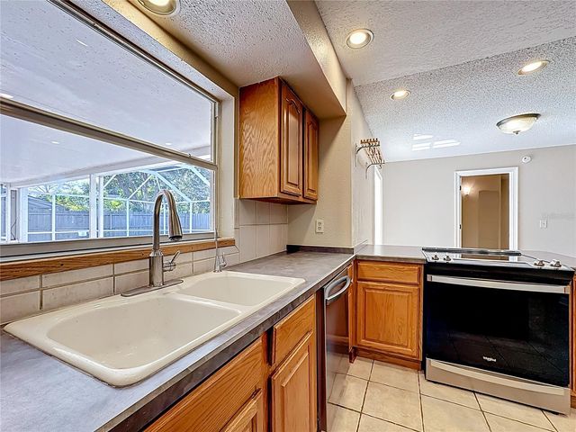 226 W COTTESMORE CIRCLE, Longwood, FL 32779