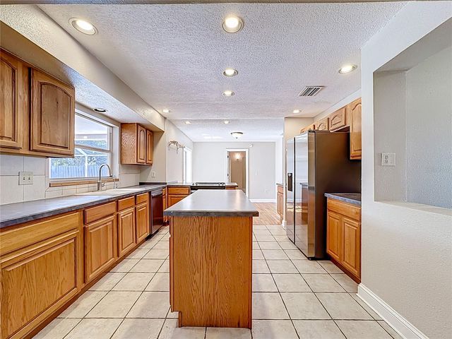 226 W COTTESMORE CIRCLE, Longwood, FL 32779