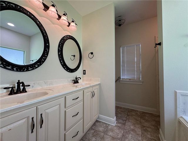 5544 Fairfield Place, Mobile, AL 36609