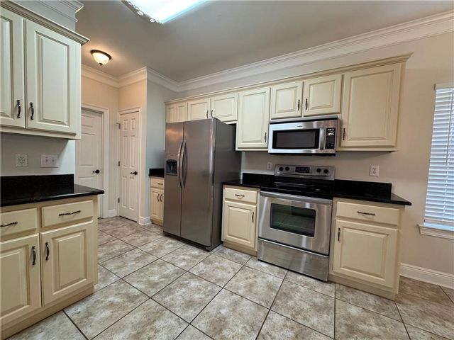 5544 Fairfield Place, Mobile, AL 36609