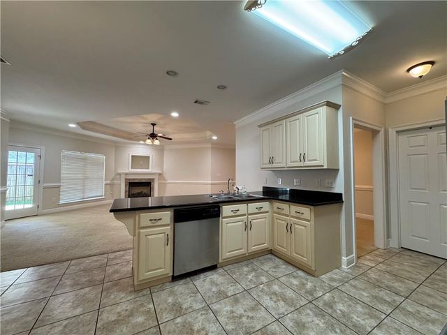 5544 Fairfield Place, Mobile, AL 36609