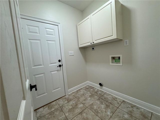 5544 Fairfield Place, Mobile, AL 36609