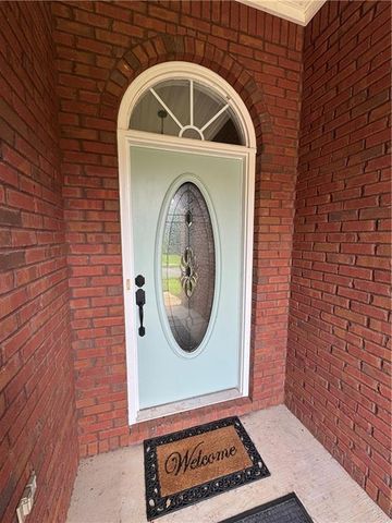 5544 Fairfield Place, Mobile, AL 36609