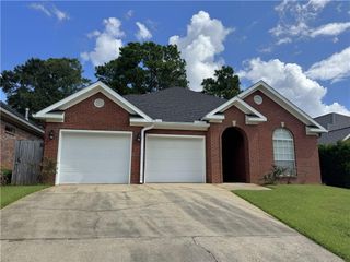 5544 Fairfield Place, Mobile, AL 36609