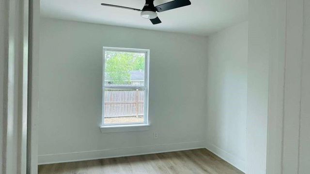 9110 Heatherside Street, Houston, TX 77016