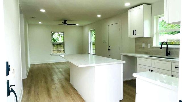 9110 Heatherside Street, Houston, TX 77016