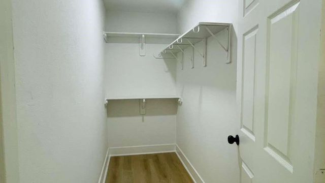 9110 Heatherside Street, Houston, TX 77016