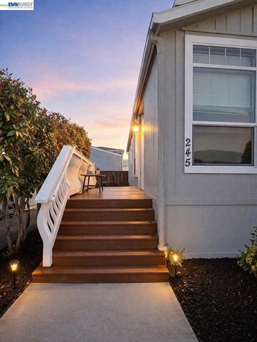 1225 Vienna Dr, Sunnyvale, CA 94089