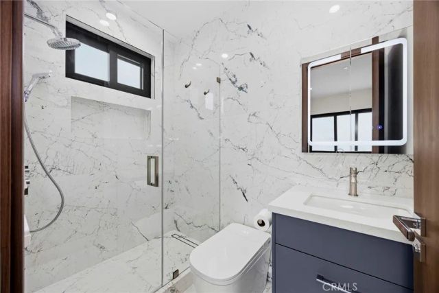 1071 E Providencia, Burbank, CA 91501