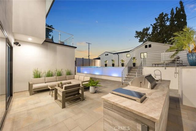 1071 E Providencia, Burbank, CA 91501