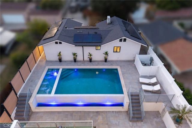 1071 E Providencia, Burbank, CA 91501