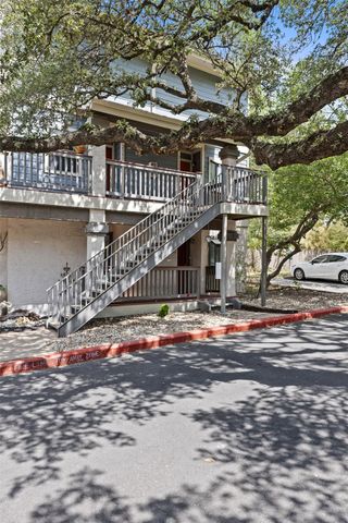 2215 Post RD 2046, Austin, TX 78704