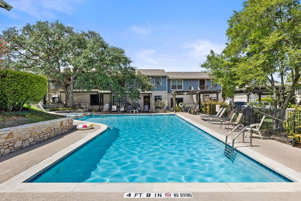 2215 Post RD 2046, Austin, TX 78704