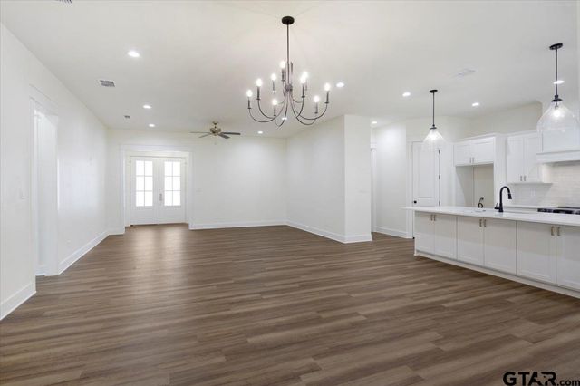 9512 FRIEDLANDER WAY, Tyler, TX 75703