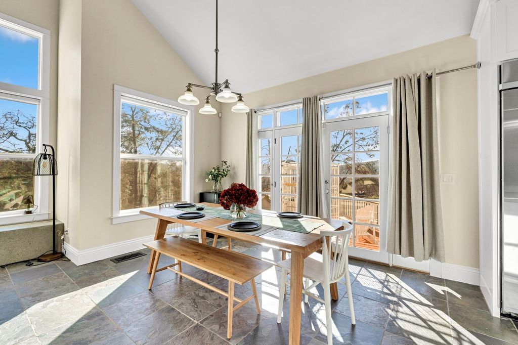 Image 19 of property listing at 29029 Sequoia Court, Coarsegold, CA 93614