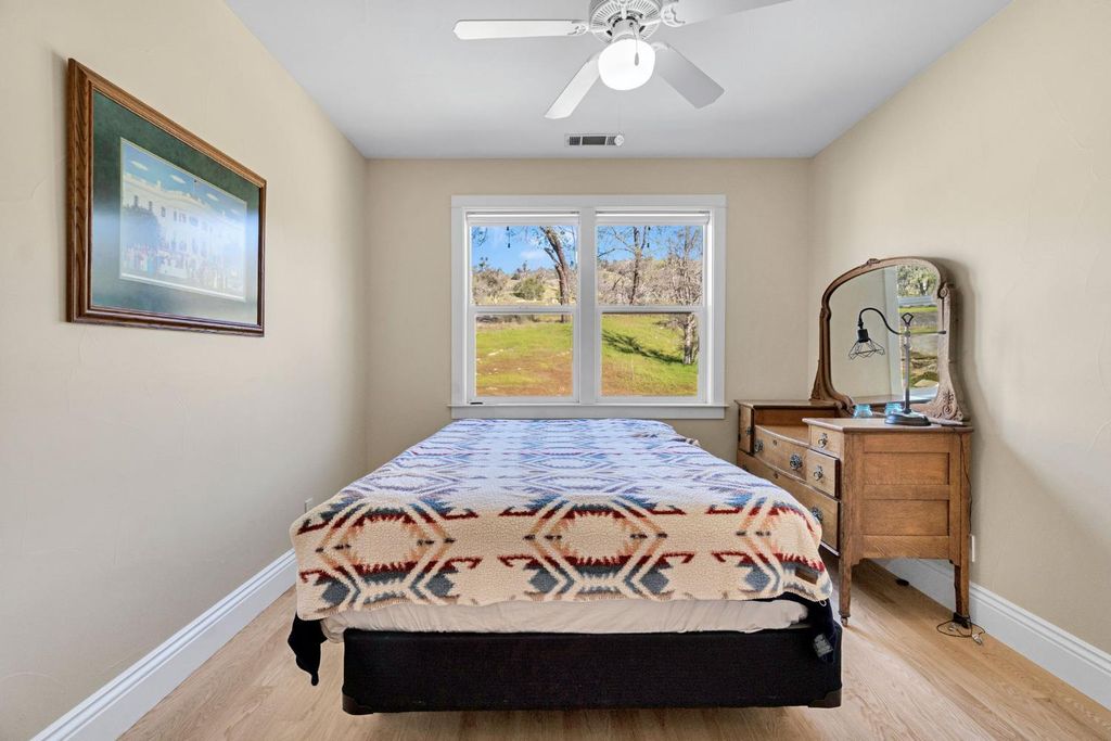 Image 36 of property listing at 29029 Sequoia Court, Coarsegold, CA 93614