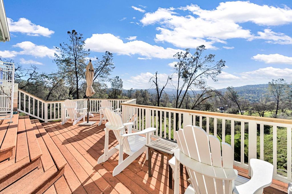 Image 42 of property listing at 29029 Sequoia Court, Coarsegold, CA 93614