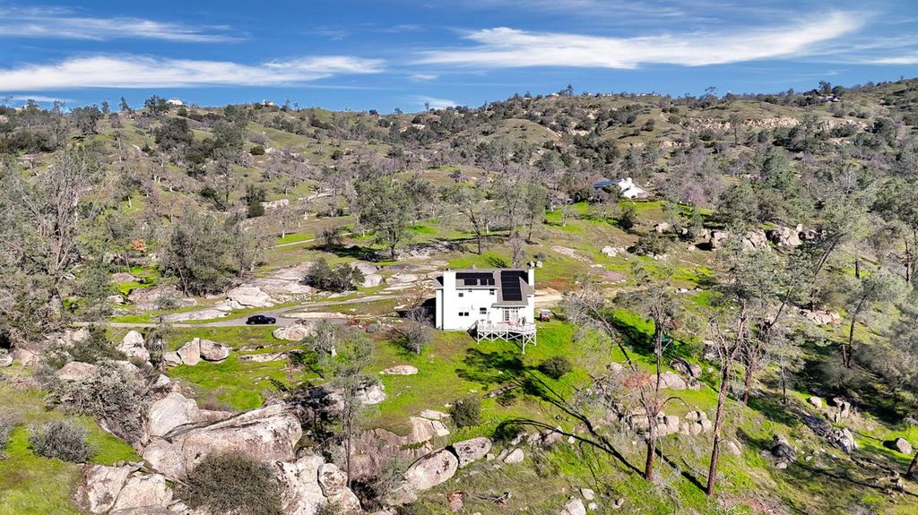 Image 52 of property listing at 29029 Sequoia Court, Coarsegold, CA 93614