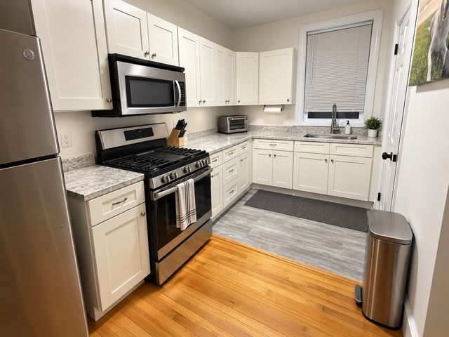 37 South St 4, Foxboro, MA 02035