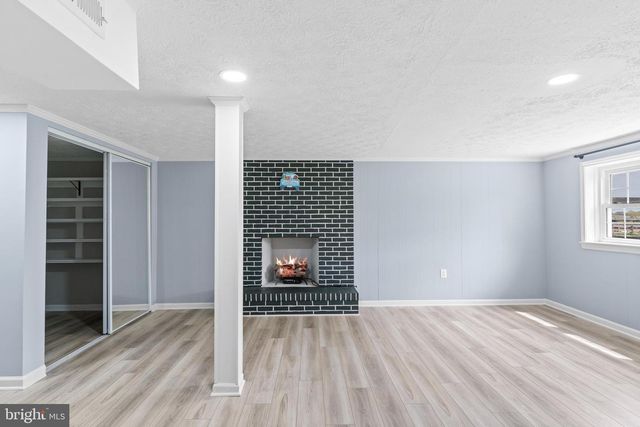 6077 VALLEY PIKE, Stephens City, VA 22655