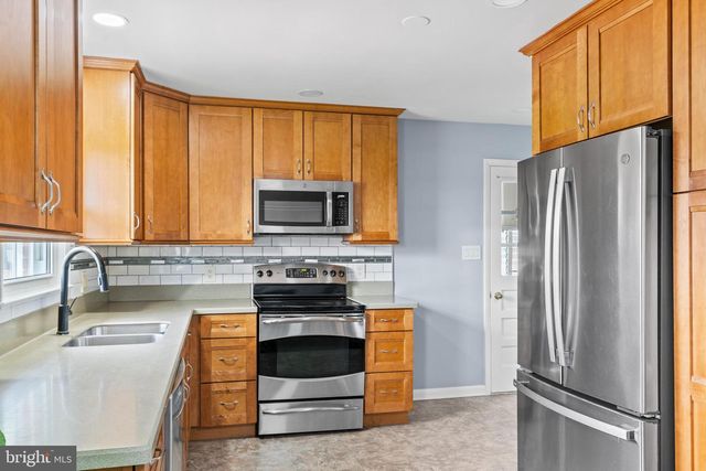 6077 VALLEY PIKE, Stephens City, VA 22655