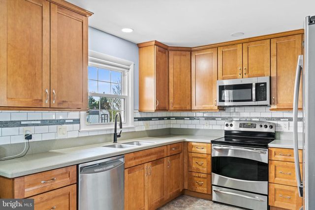 6077 VALLEY PIKE, Stephens City, VA 22655