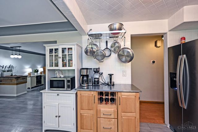 10854 Wyscarver Road, Sharonville, OH 45241