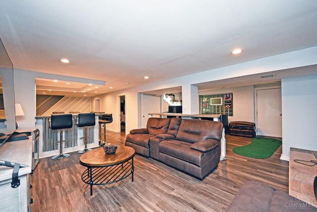 10854 Wyscarver Road, Sharonville, OH 45241
