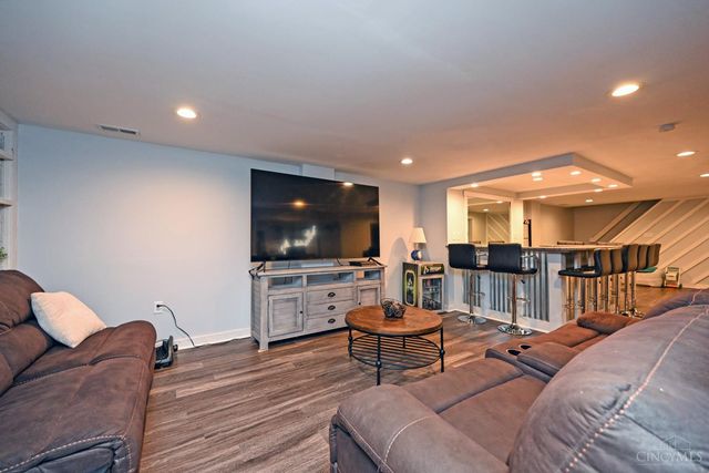 10854 Wyscarver Road, Sharonville, OH 45241