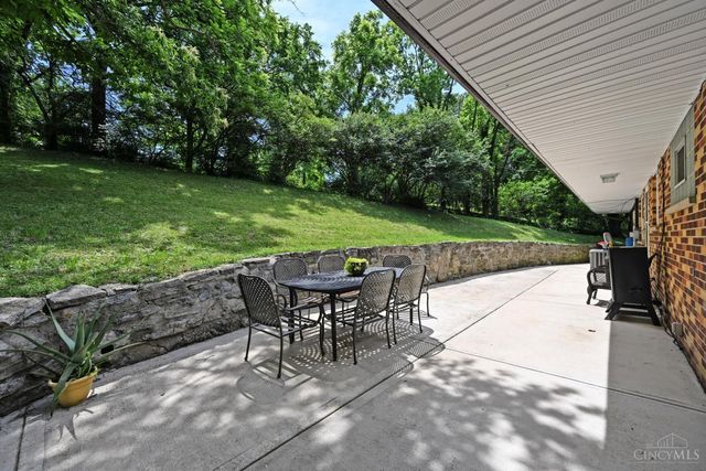 10854 Wyscarver Road, Sharonville, OH 45241