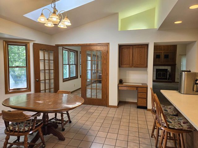 5000 Felland Road, Madison, WI 53718