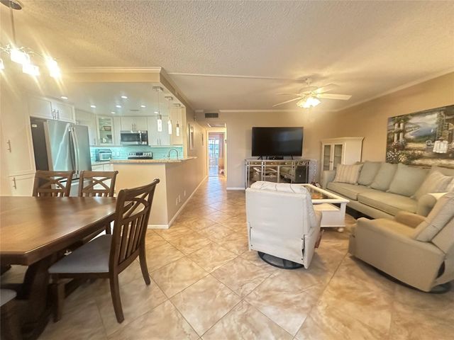 236 Grantham B 236, Deerfield Beach, FL 33442