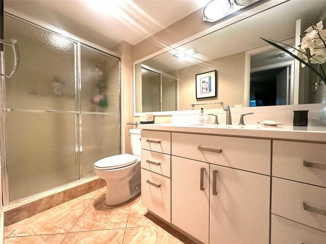 236 Grantham B 236, Deerfield Beach, FL 33442
