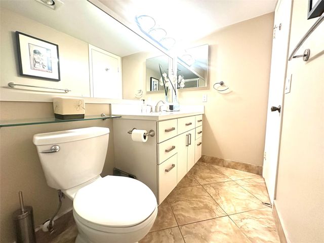 236 Grantham B 236, Deerfield Beach, FL 33442