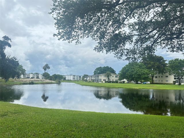236 Grantham B 236, Deerfield Beach, FL 33442