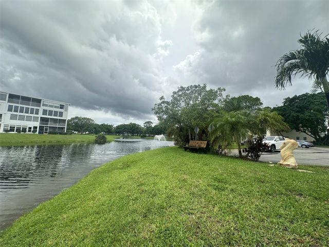 236 Grantham B 236, Deerfield Beach, FL 33442