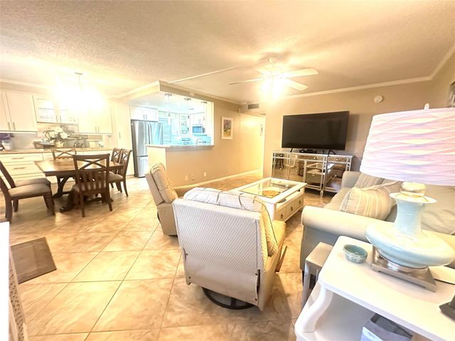 236 Grantham B 236, Deerfield Beach, FL 33442