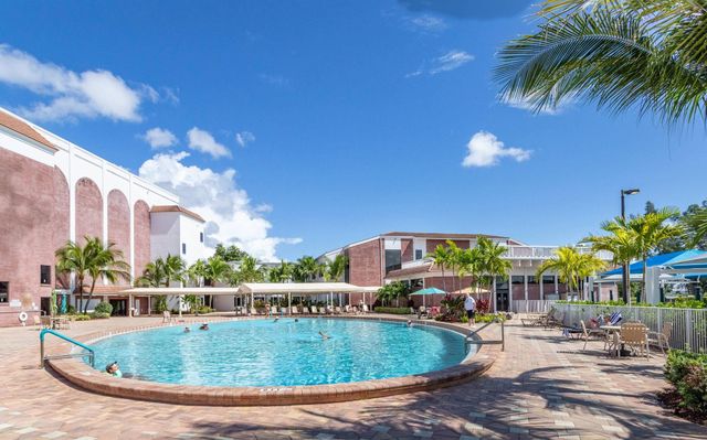 236 Grantham B 236, Deerfield Beach, FL 33442