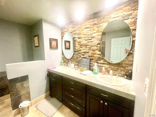 165 East 37th Place, Cut Off, LA 70345