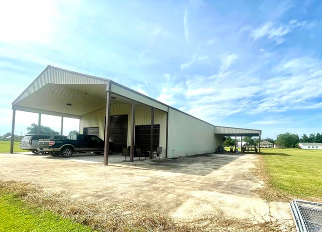 165 East 37th Place, Cut Off, LA 70345