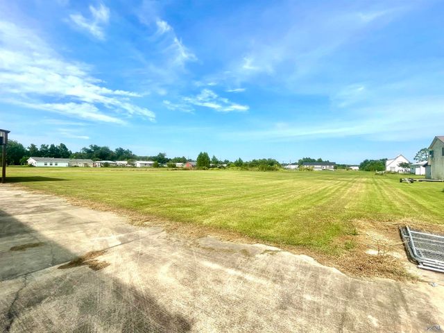 165 East 37th Place, Cut Off, LA 70345