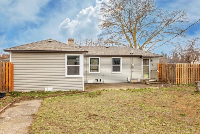 2728 W Sanson Ave, Spokane, WA 99205