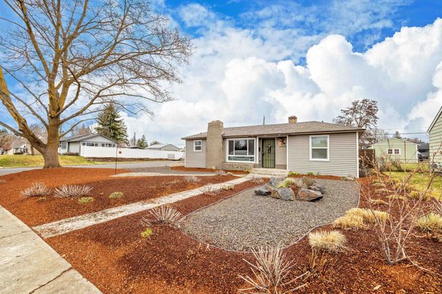 2728 W Sanson Ave, Spokane, WA 99205