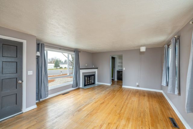 2728 W Sanson Ave, Spokane, WA 99205