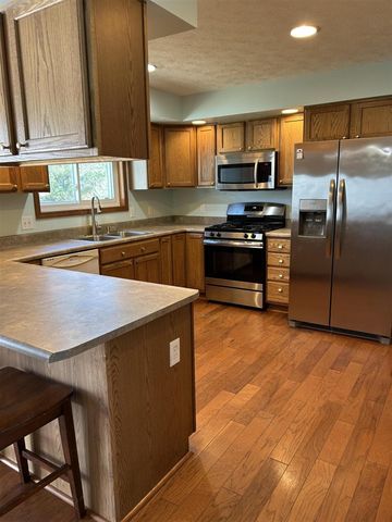 1003 Mitchell Street, Ludington, MI 49431