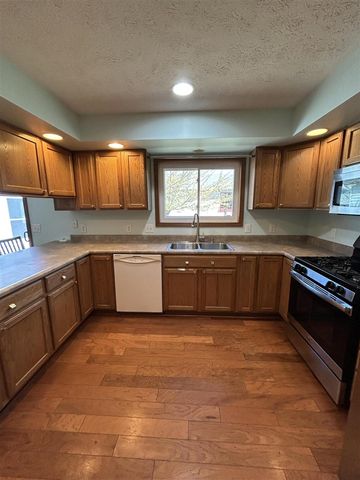 1003 Mitchell Street, Ludington, MI 49431